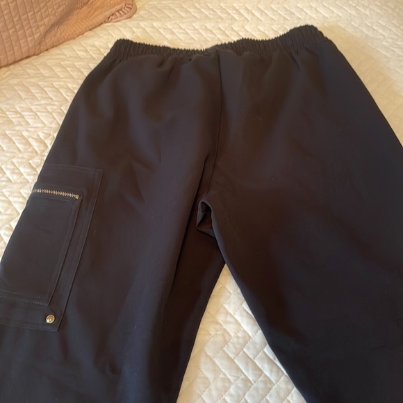 Zara Pants - Picture 6 of 8